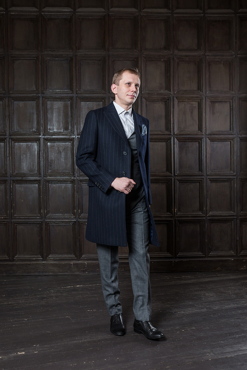 Пошив мужских брюк и джинсов на заказ в Москве | Придворный портной