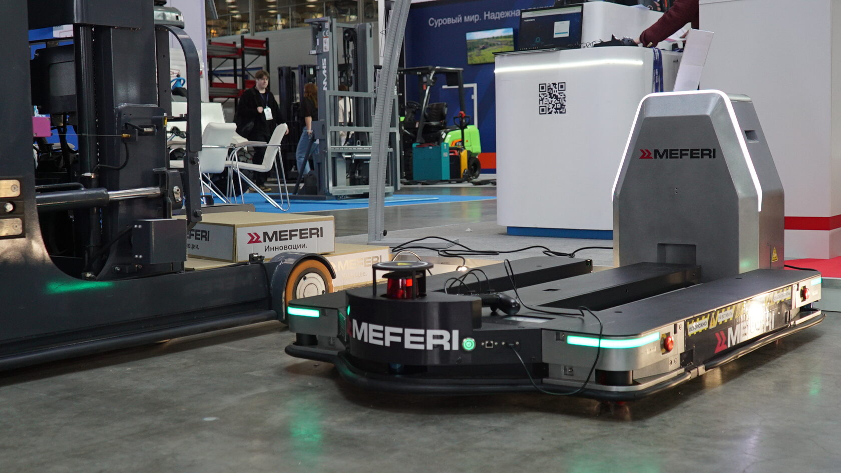 AGV робот MEFERI MWR01: транспортировка паллет