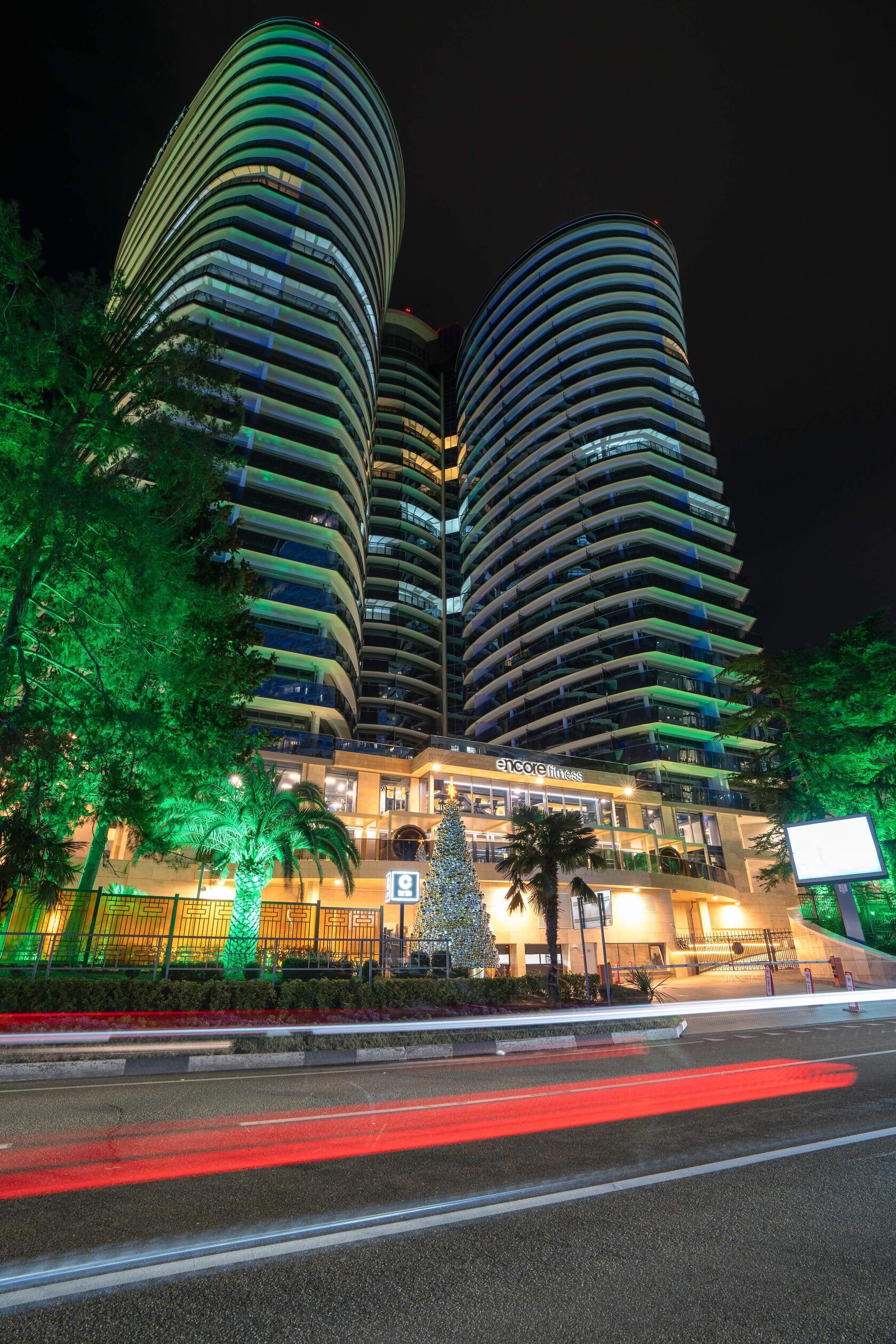 Сан-Сити Сочи — гостиная с видом на море