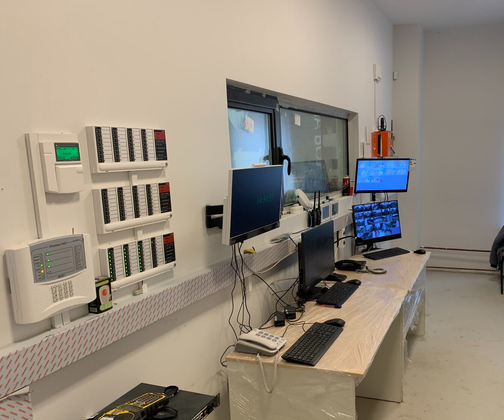 Монтаж слаботочных систем и систем электроснабжения