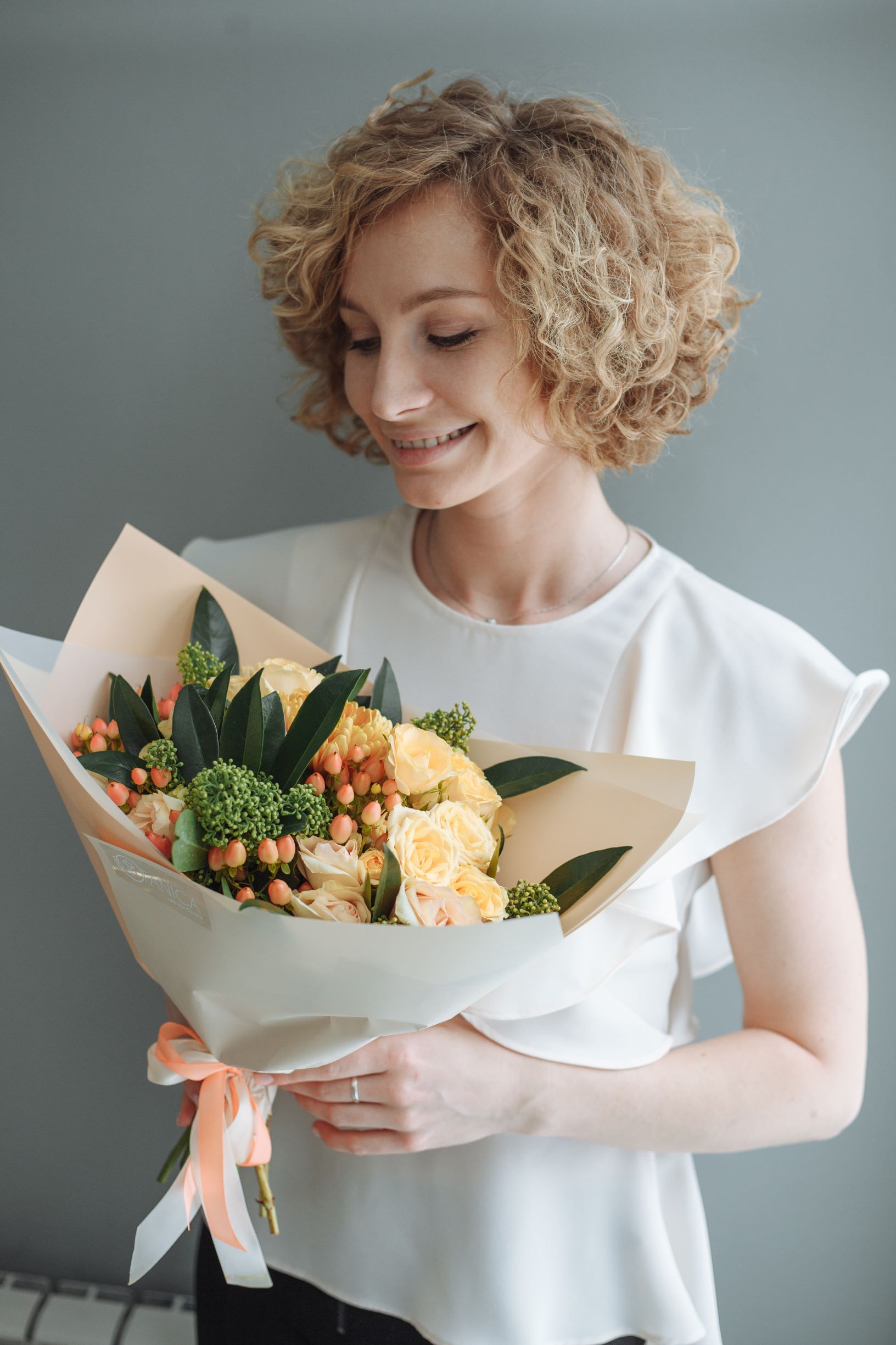 Букет цветов купить ярославль. Букеты ярославль. Букеты ярославль. Букет цветов ярославль. Мир цветов ярославль.