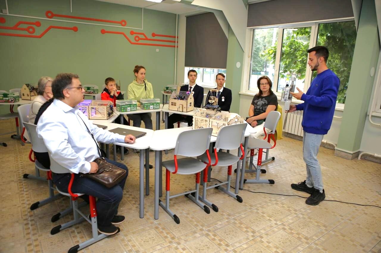 МГБот принял участие в открытии ЦЦО «Инфинити»