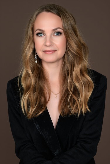 Елена Николаева