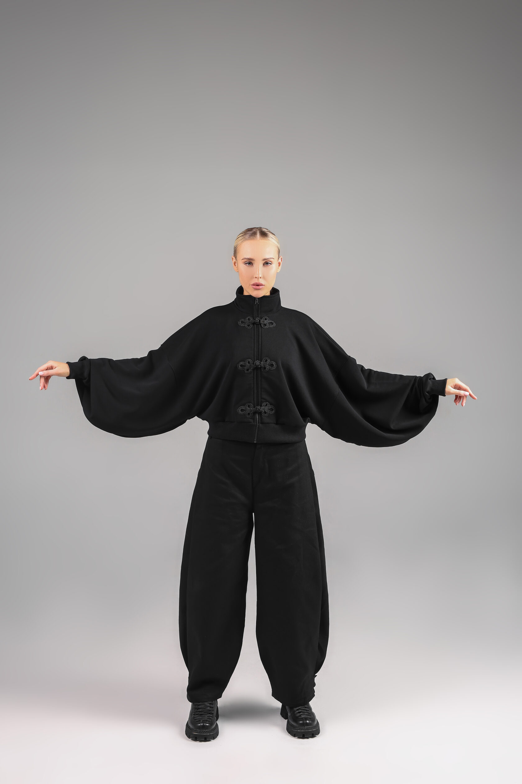 KOBEPKOT-NF Look 1