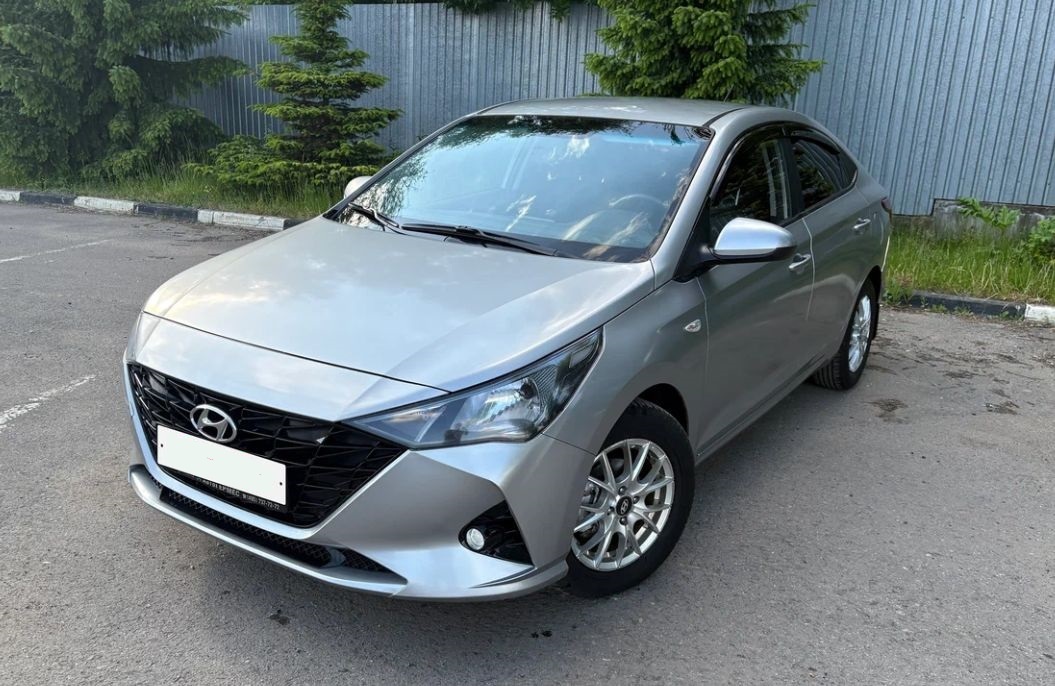 Hyundai Solaris под выкуп для ежедневных поездок