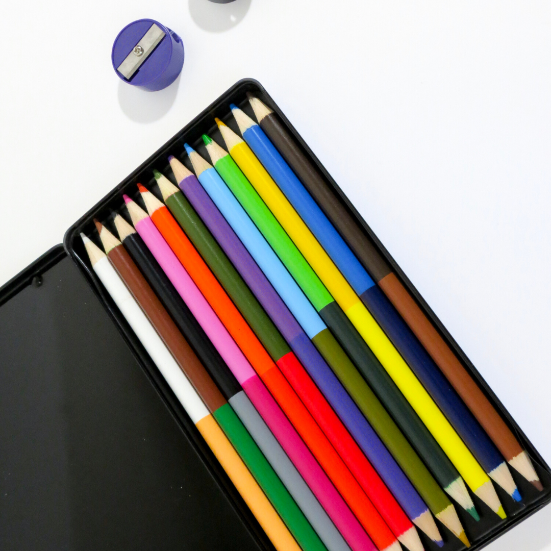 Фото карандашей и ручек в пенале. Карандаши колор пенсил. Изо цветные карандаши. Карандаш письменный. Искусство карандашом.