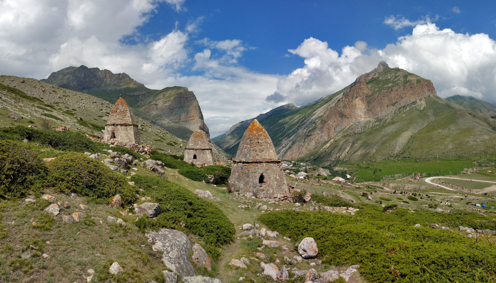 Город чегем. Село Эльтюбю Кабардино-Балкария. Чегем Абхазия. Чегем Кабардино-Балкария Эльтюбю. Эль Тюбю в Кабардино Балкарии.