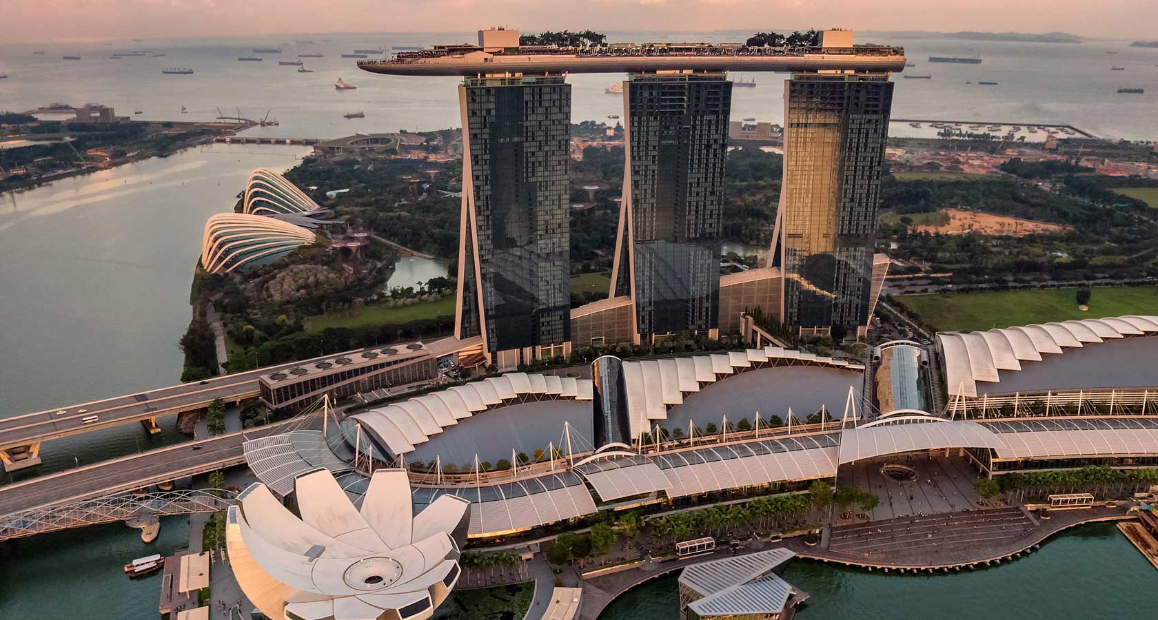 отель Marina Bay Sands в сингапуре
