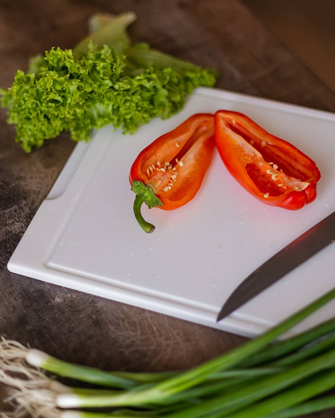 Разделочная доска из акрилового камня