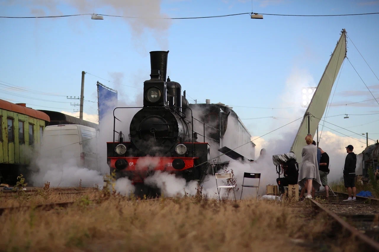 Поезд на съёмках анонсирующего трейлера «Войны Миров: Сибирь»