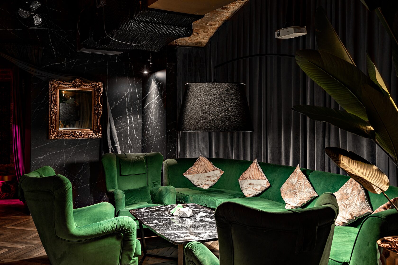 VIP-зал Шишка