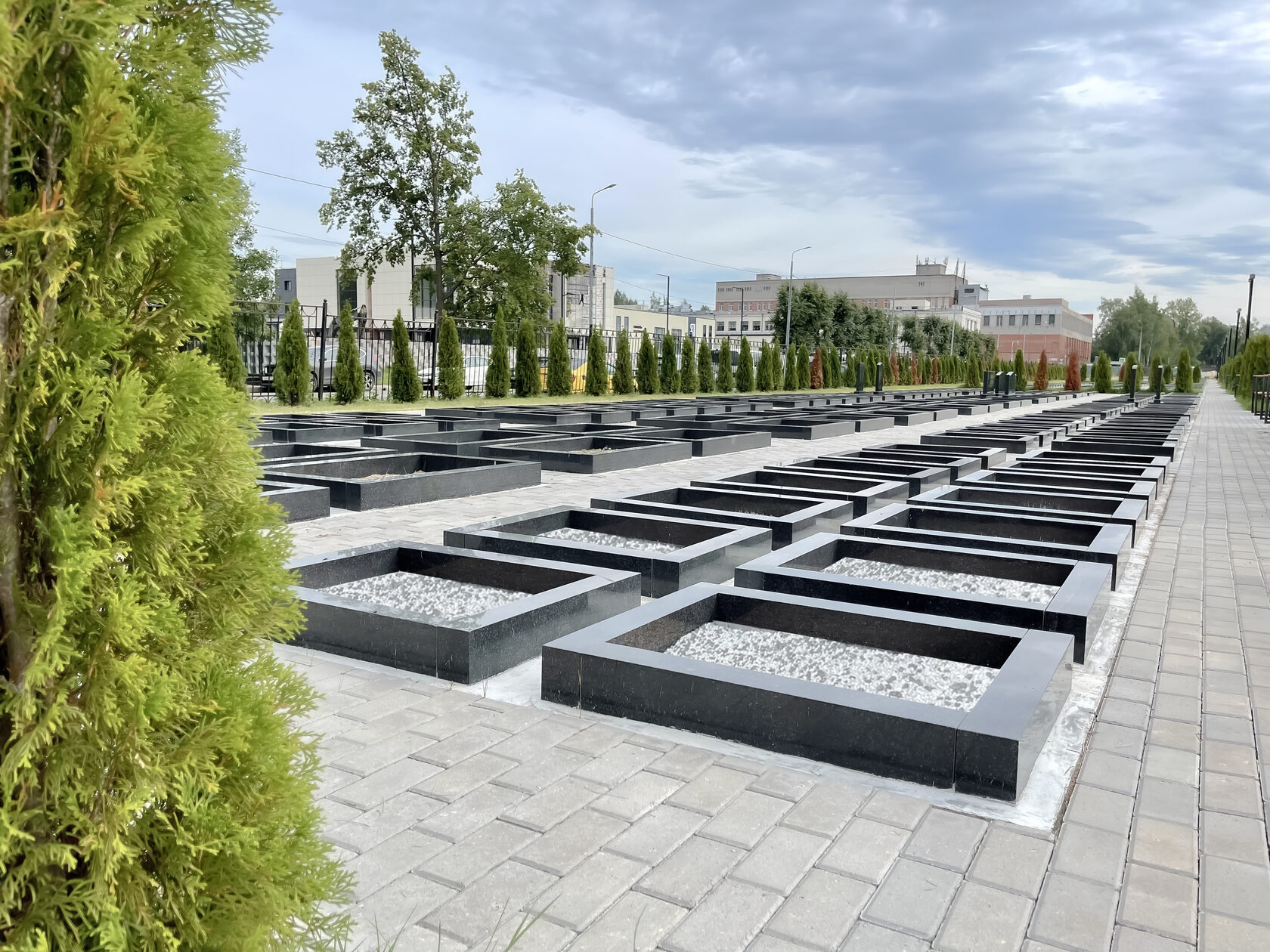 Подготовленные урновые участки на Большеохтинском кладбище