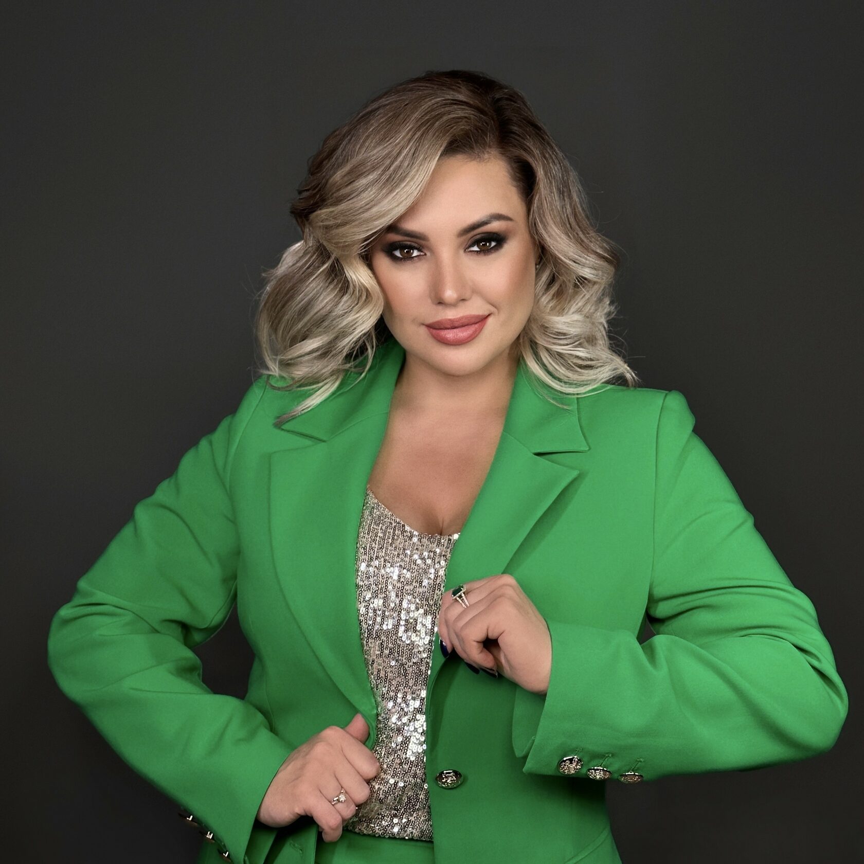 Онлайн мастер-класс «Бархатные губы с равномерным прокрасом за 1 час» с ...