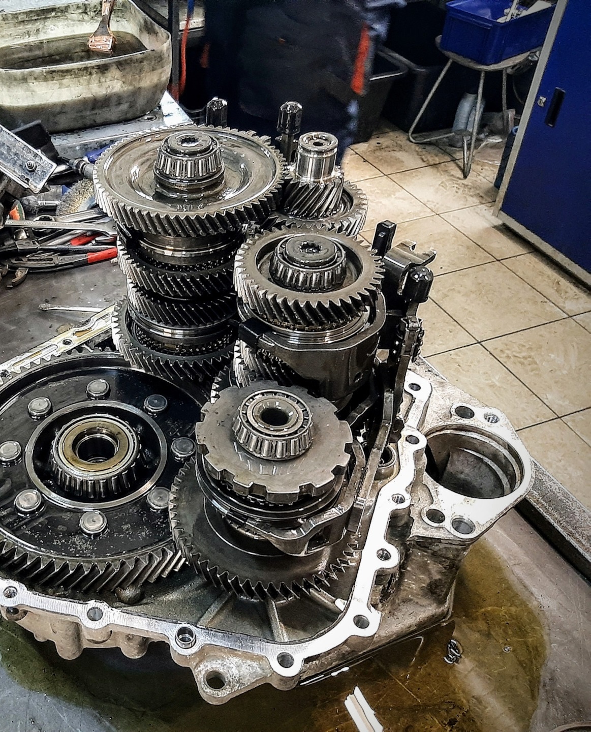 Тюнинг трансмиссии. Коробка передач 722. Коробка автомат в разборе. Техобслуживание акпп. Детали трансмиссии.