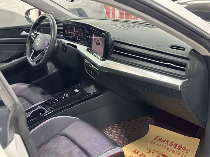 Volkswagen_Lamando_L_автомобиль_из_китая