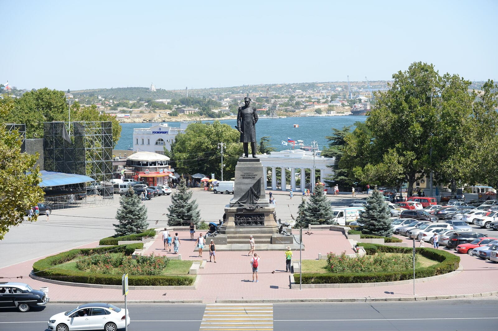 Сквер нахимова севастополь. Площадь нахимова севастополь. Севастополь площадь. Город севастополь площадь нахимова. Севастополь площадь.