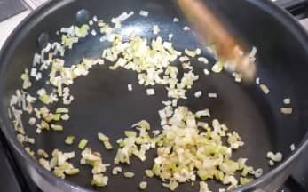 Приготовление пирога киш лорен: шаг 7