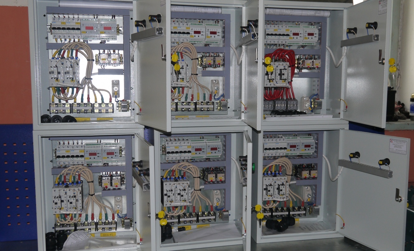 Работа авр. Блок АВР 0 4 кв. Щит АВР 63а Schneider Electric. Блок Рза АВР 0,4кв. Шкаф АВР 25а.