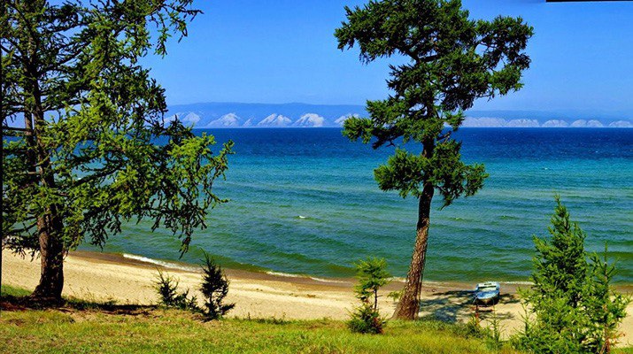 Берег Байкала Энхалук