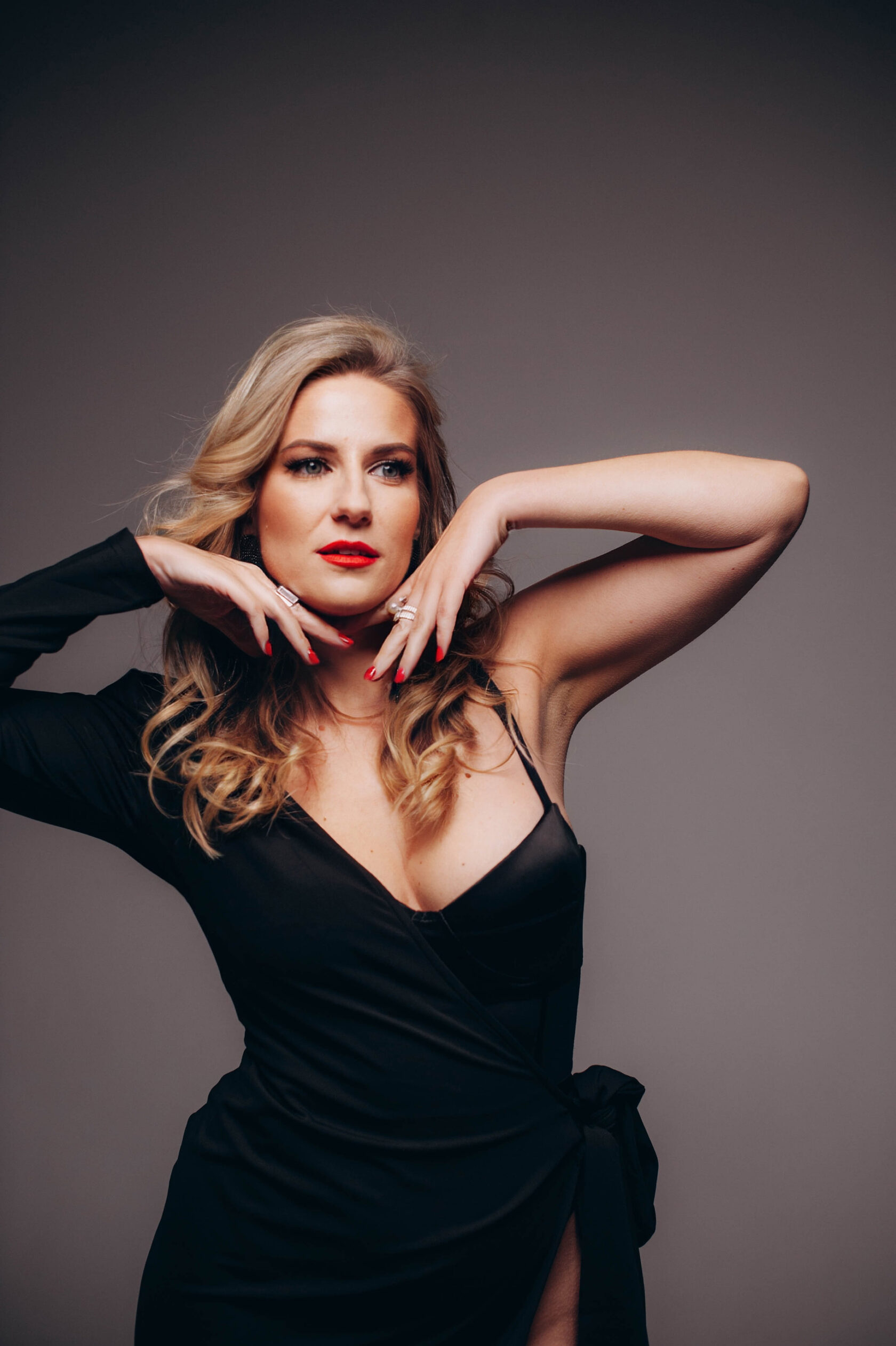 СВІТЛАНА ЖИГАЛКО - ВІДКРИВАТИ КРАСУ ЯК СВОБОДУ