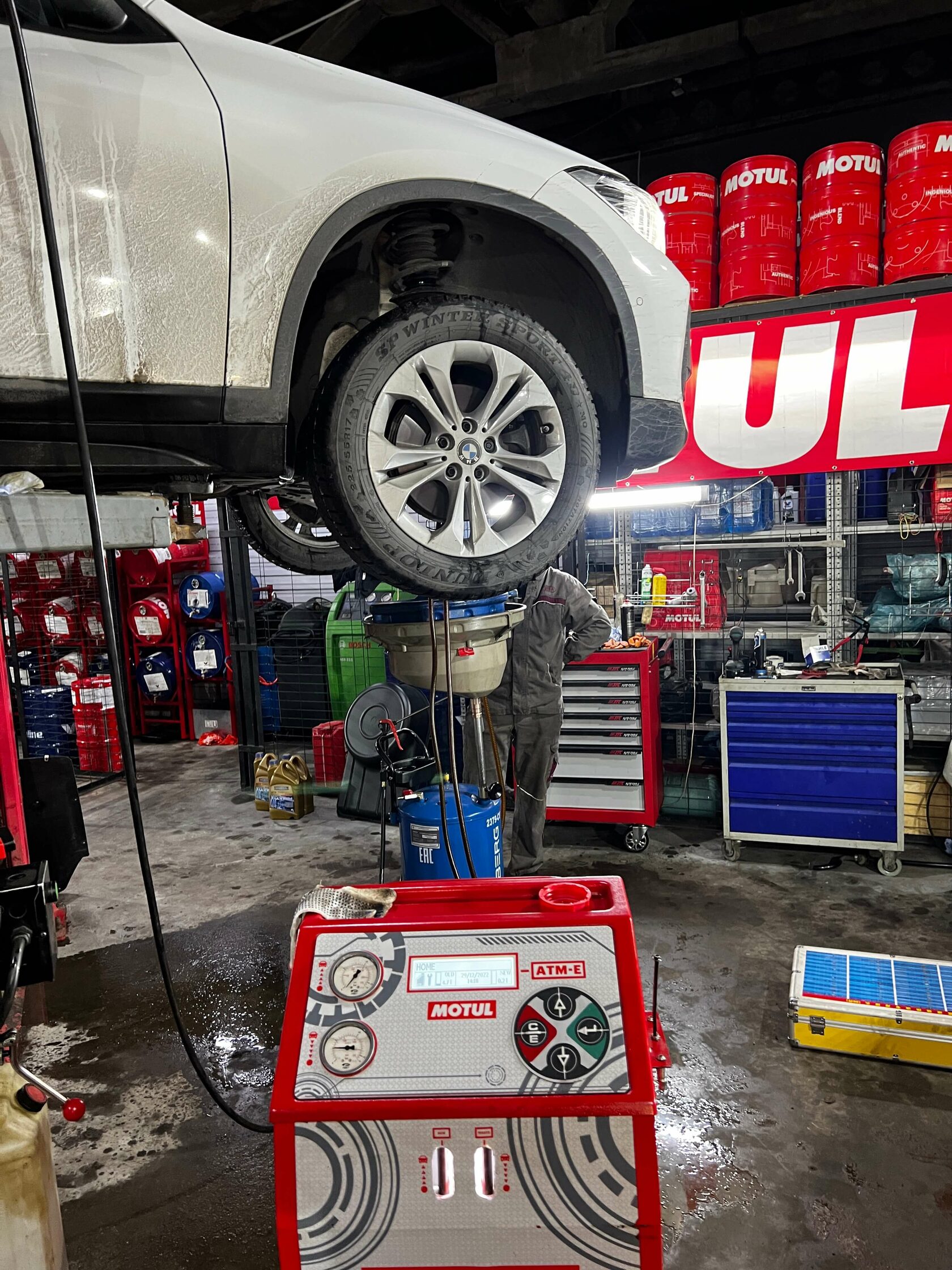 Установка Motul Evo для АКПП BMW AISIN