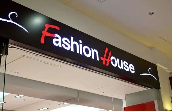 Световой короб для магазина одежды