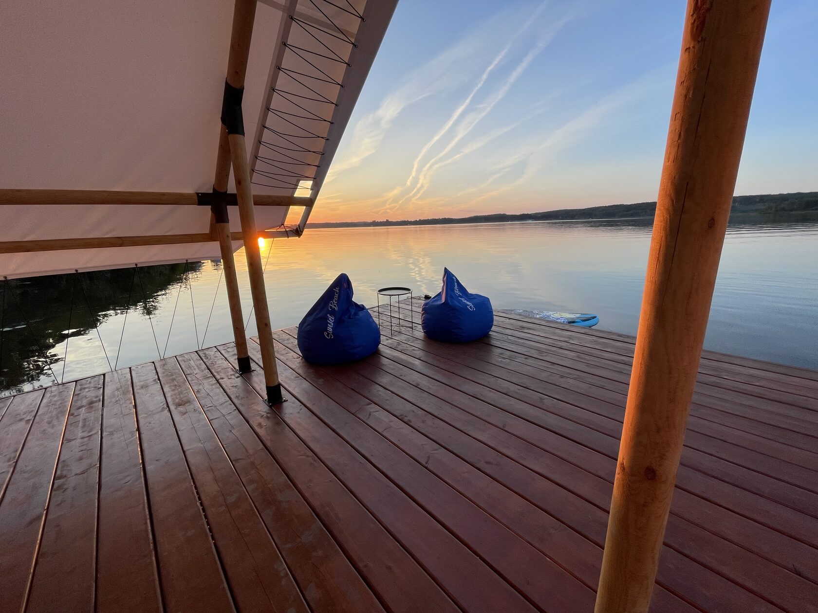 Sunset Beach Glamping Cube - глемпинг на берегу Икшинского водохранилища,  глэмпинг в Подмосковье | Sunset Beach Moscow