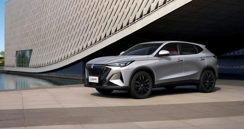 Новый CHANGAN CS35 MAX – китайский кроссовер для русской зимы