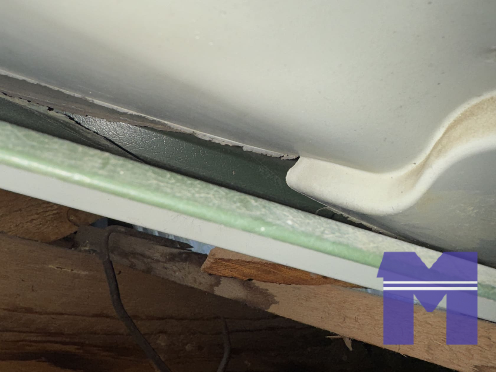 Ошибка при выборе кровельного уплотнителя для ендовы