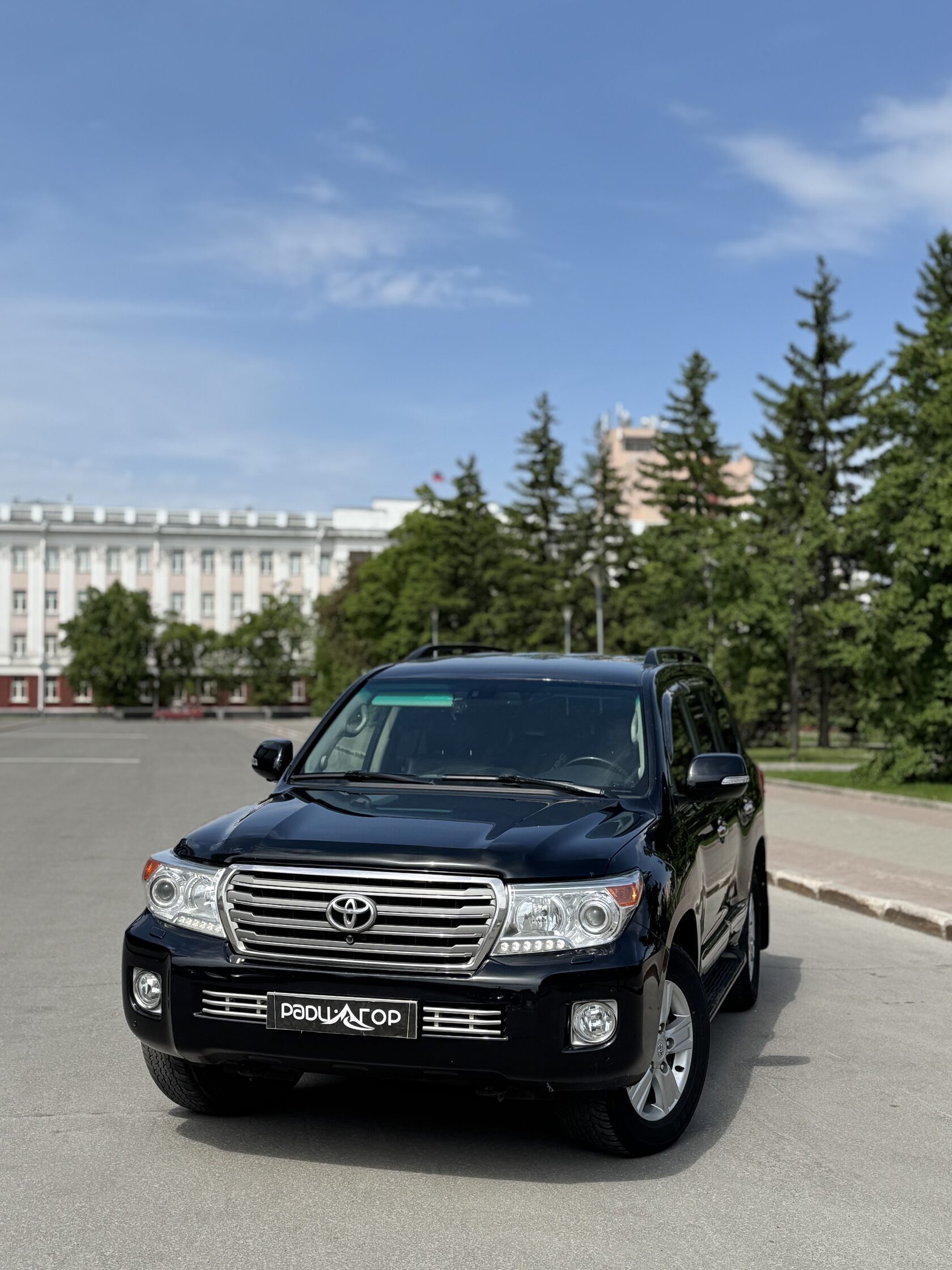 Аренда Toyota Land Cruiser 200 в Барнауле
