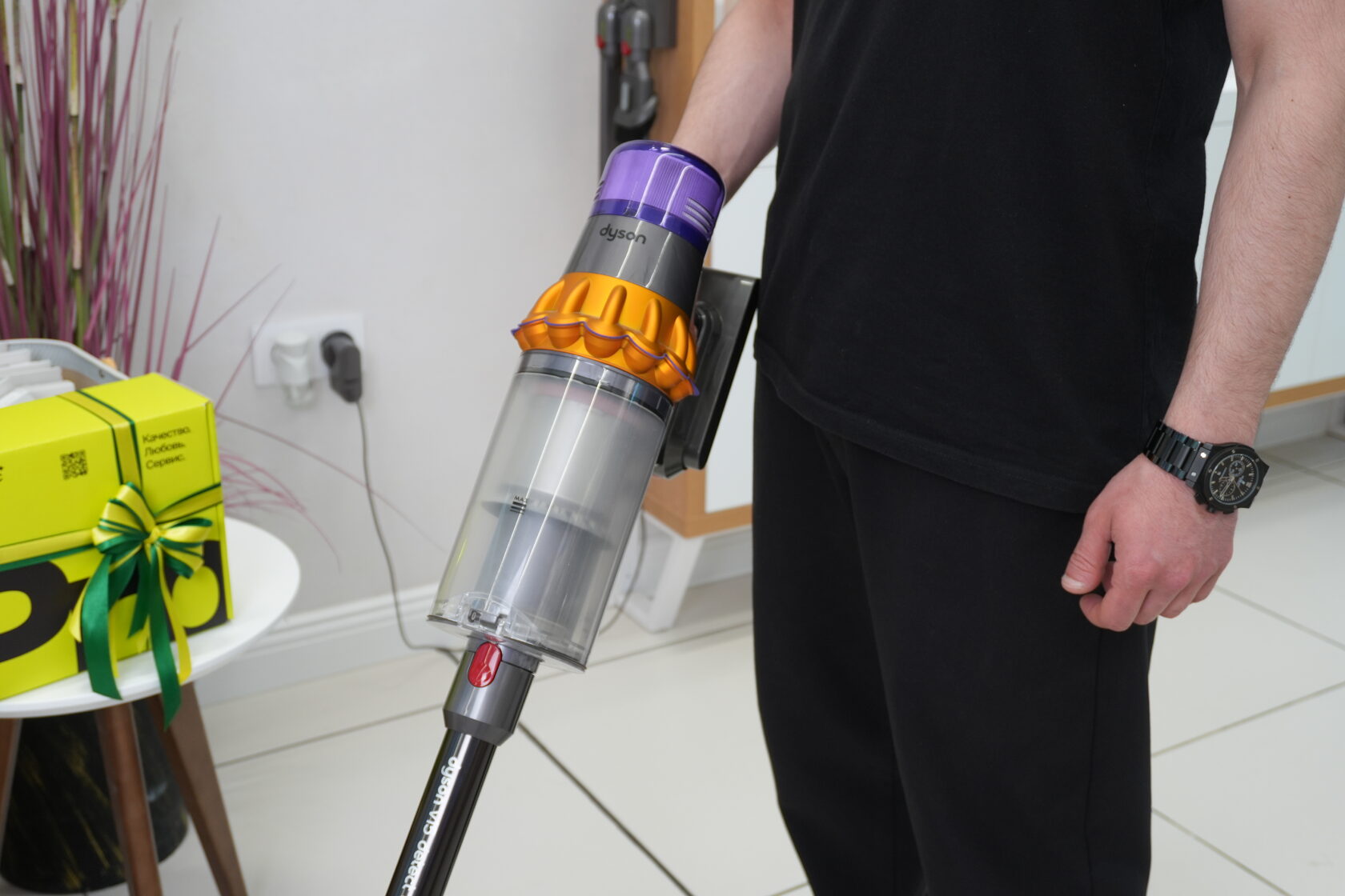Купить пылесос Dyson в Сургуте