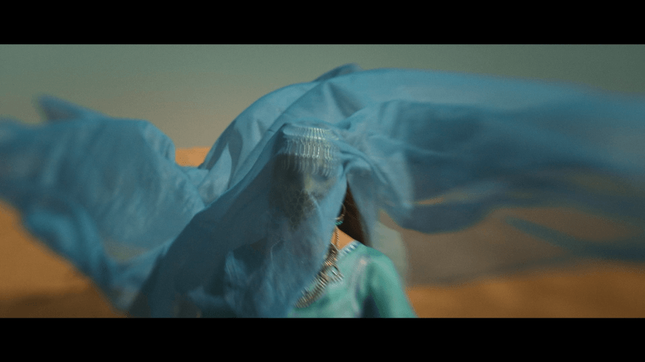 заставка выжить в дубае