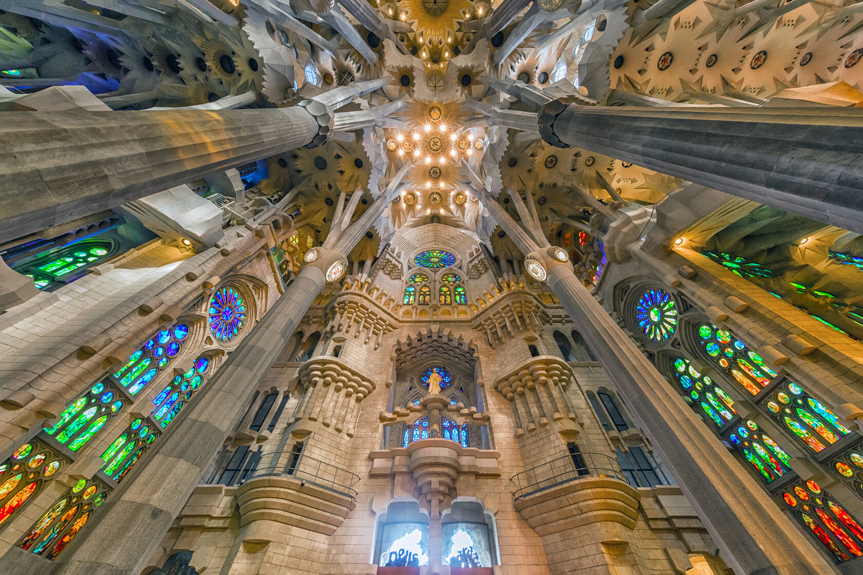 Искупительный храм Святого семейства, Барселона, Испания