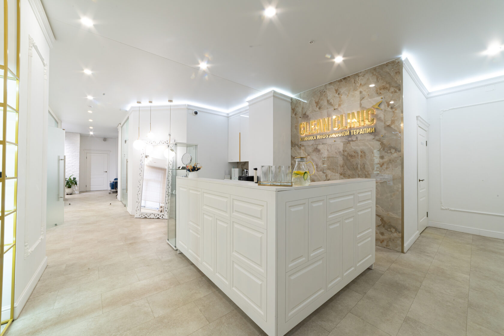 Ресепшен клиники Clean Clinic