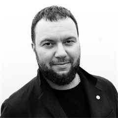 Участник команды Фасадника