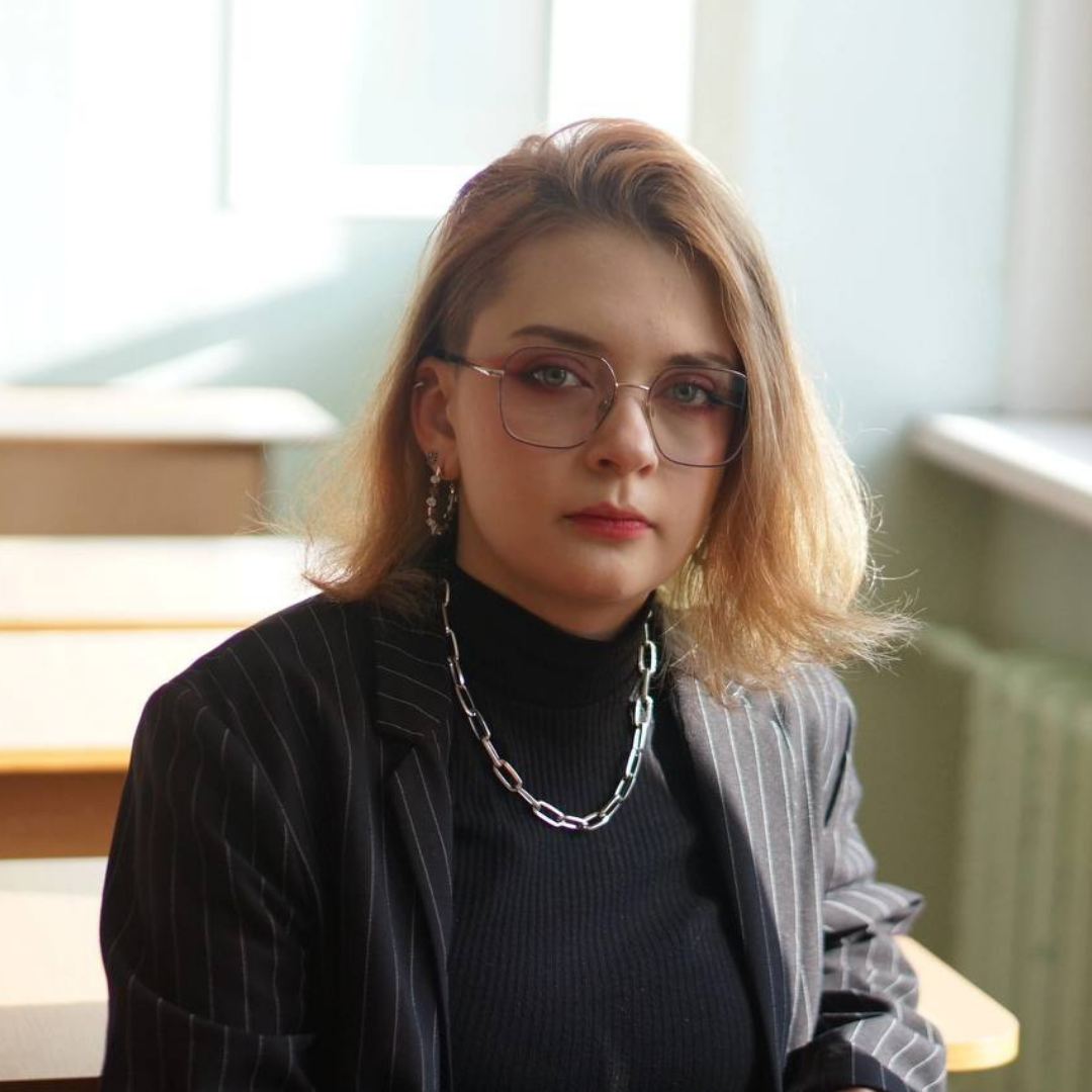 Синявина Дарья — ученица репетитора в Раменском, поступила в МИИТ на эксплуатацию железных дорог после подготовки к ЕГЭ