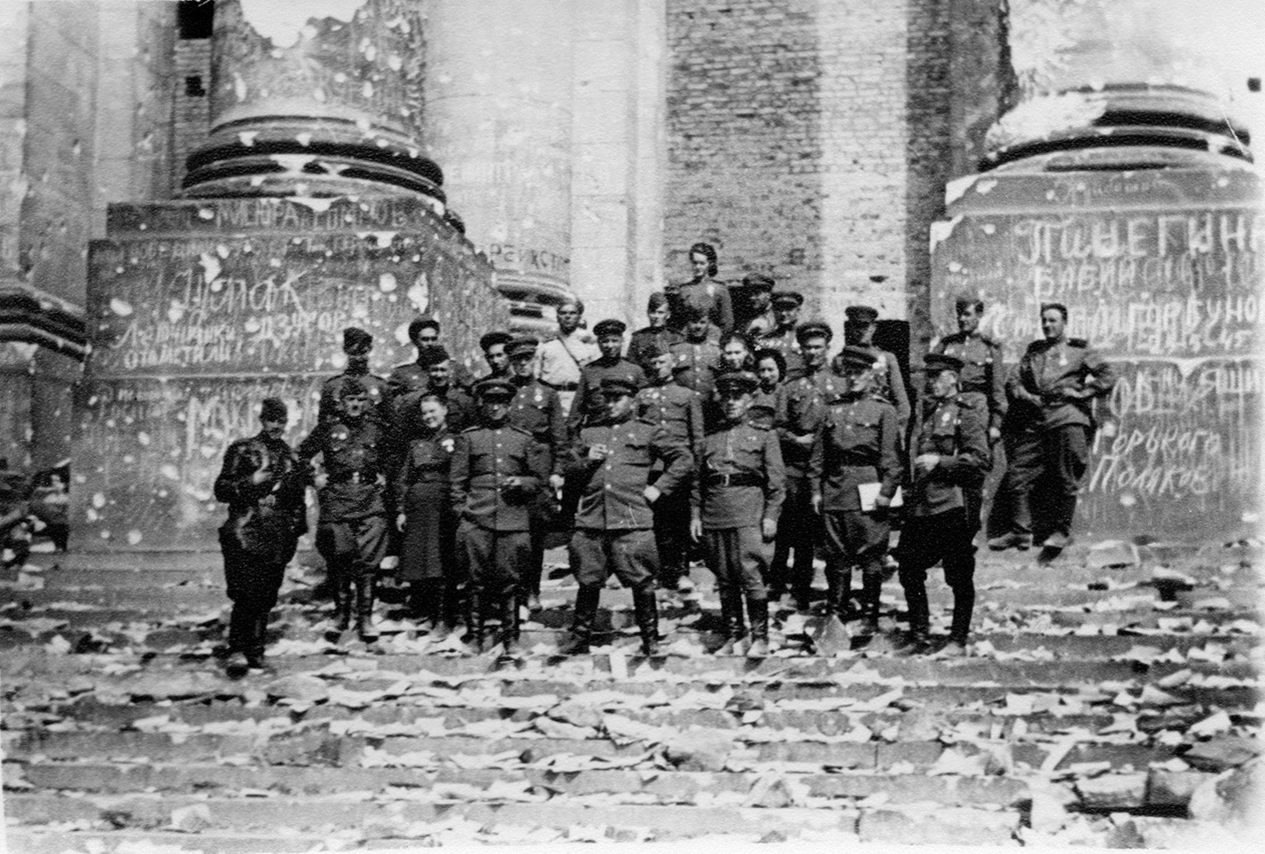 солдаты на берлин