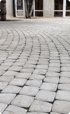 Сложная веерная укладка под ключ брусчатки Классико: цвета Бордо, Жёлтый, Чёрный