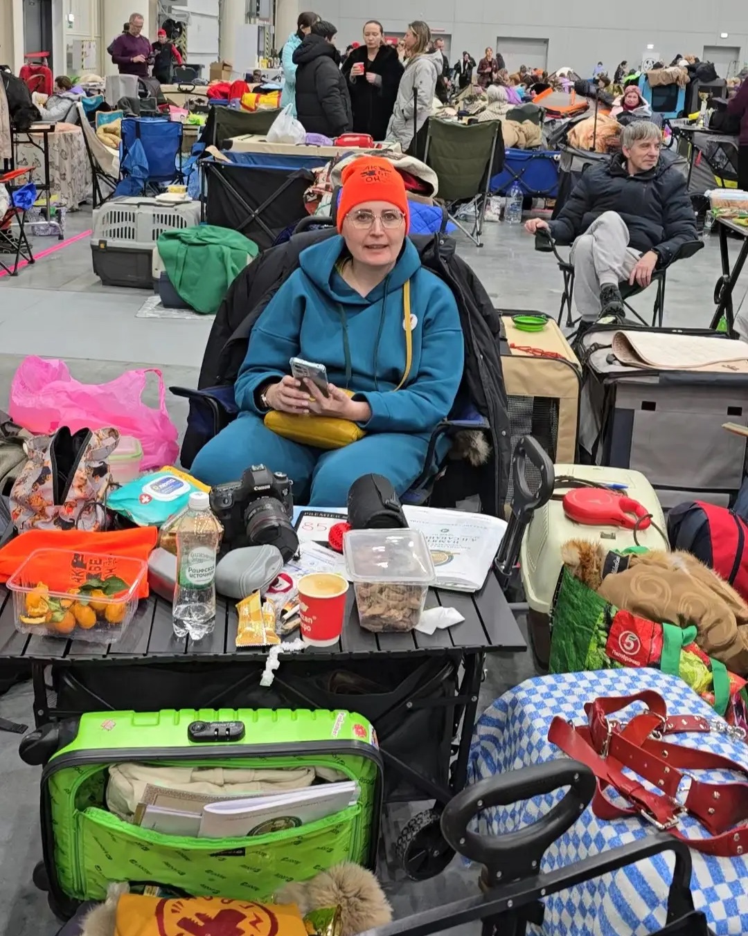 Расположились