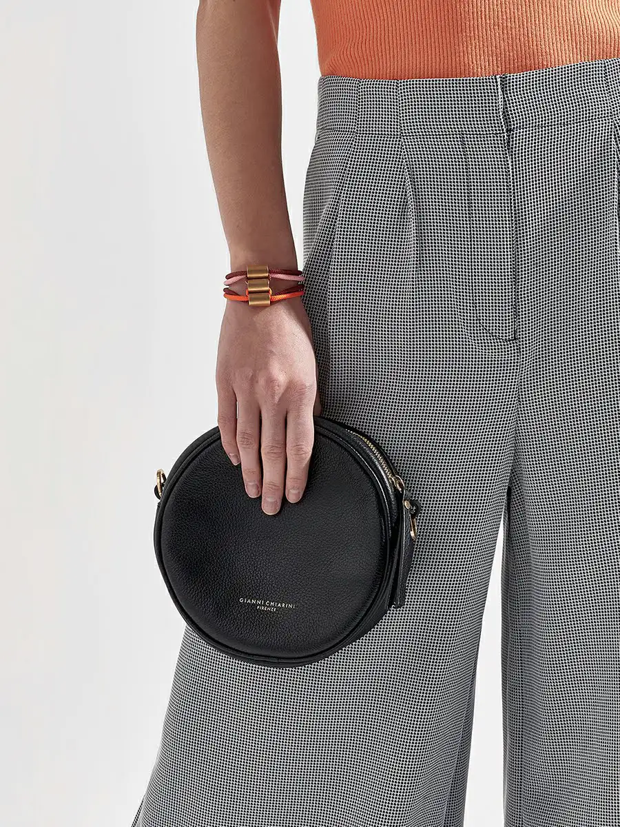 съемка ювелирных изделий на модели