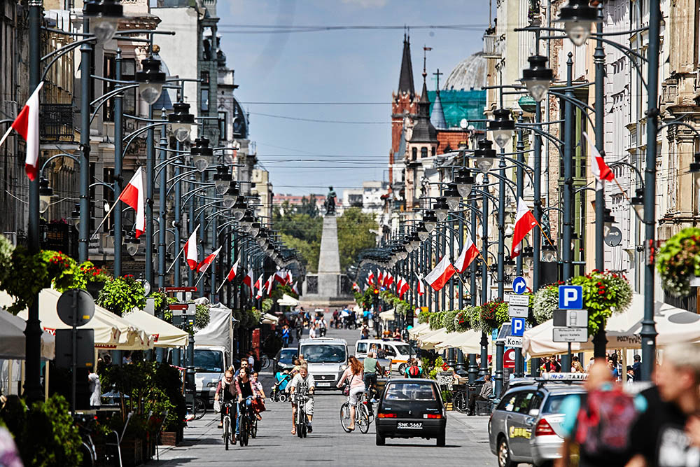 Улицы польши. Лодзь Польша. Лодзь город в Польше. Лодзь центр города. Лодзь улицы.