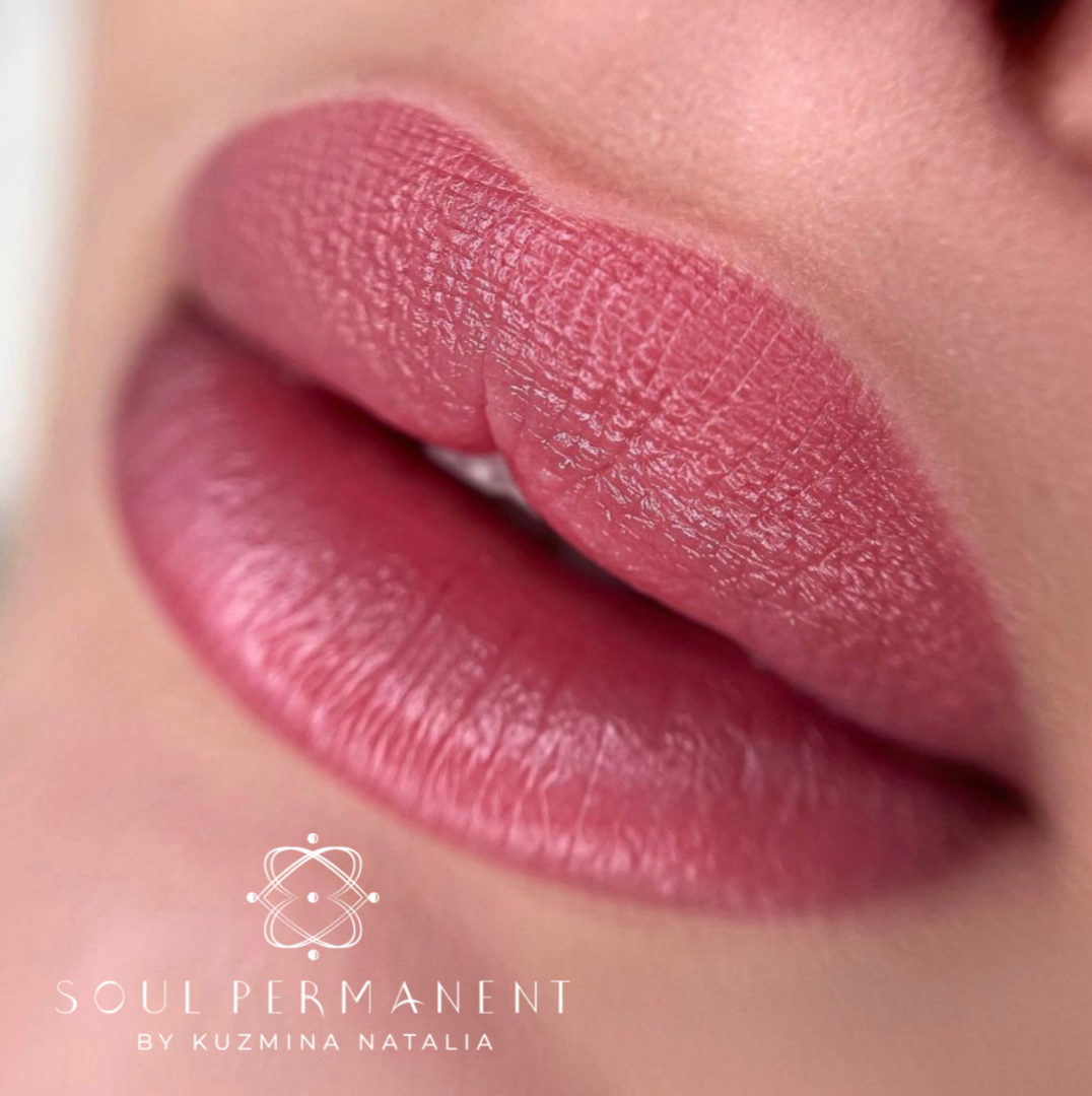 помадная техника татуажа губ