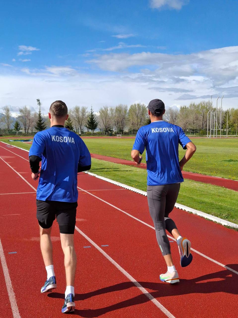 Сборная Косово по триатлону на высокогорных сборах в Эрзуруме от Orso Sports.
