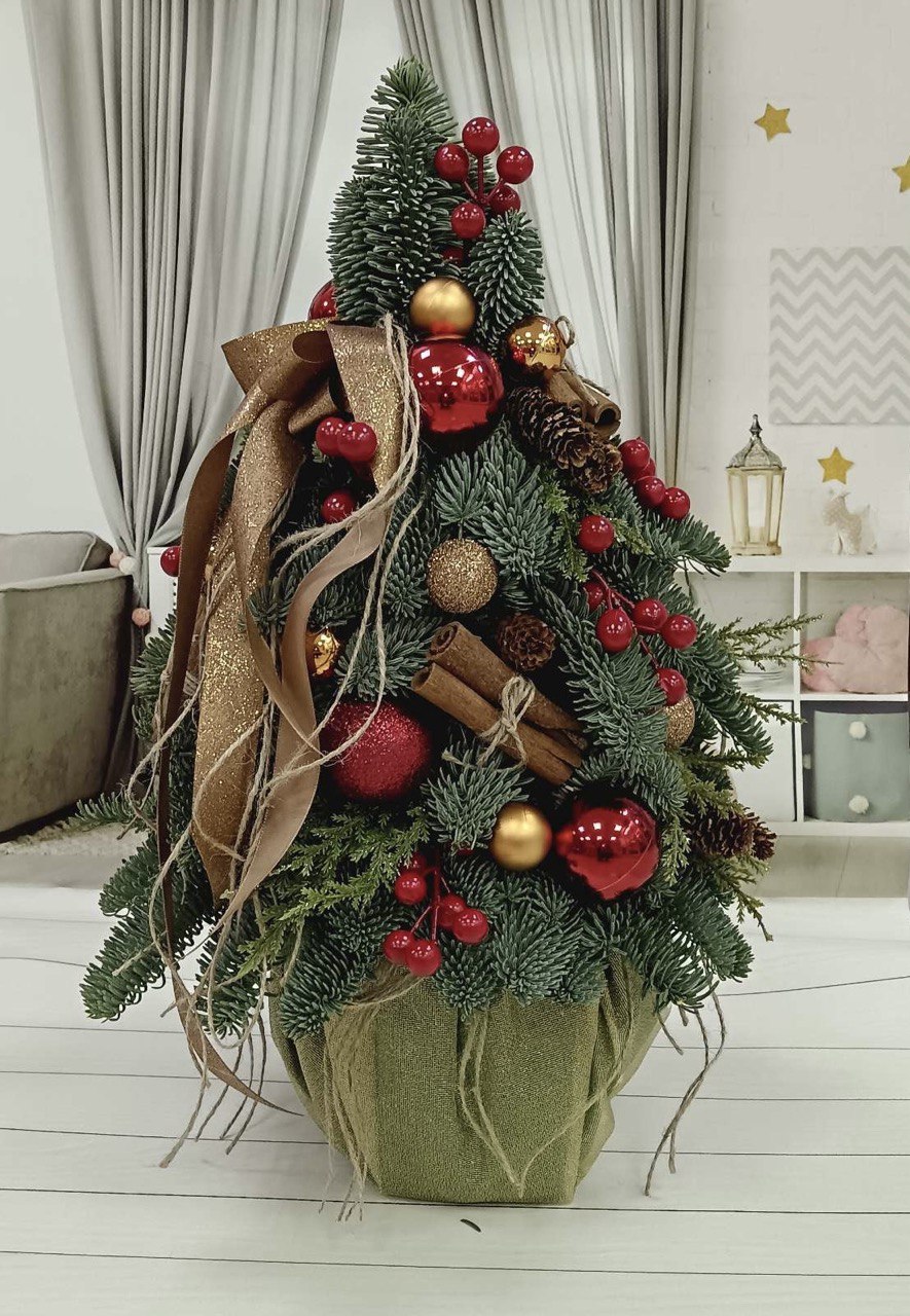 Как букет под Новый год. Подарок новогодний - декоративная ёлка из нобилиса с доставкой по Нижнему Новгороду