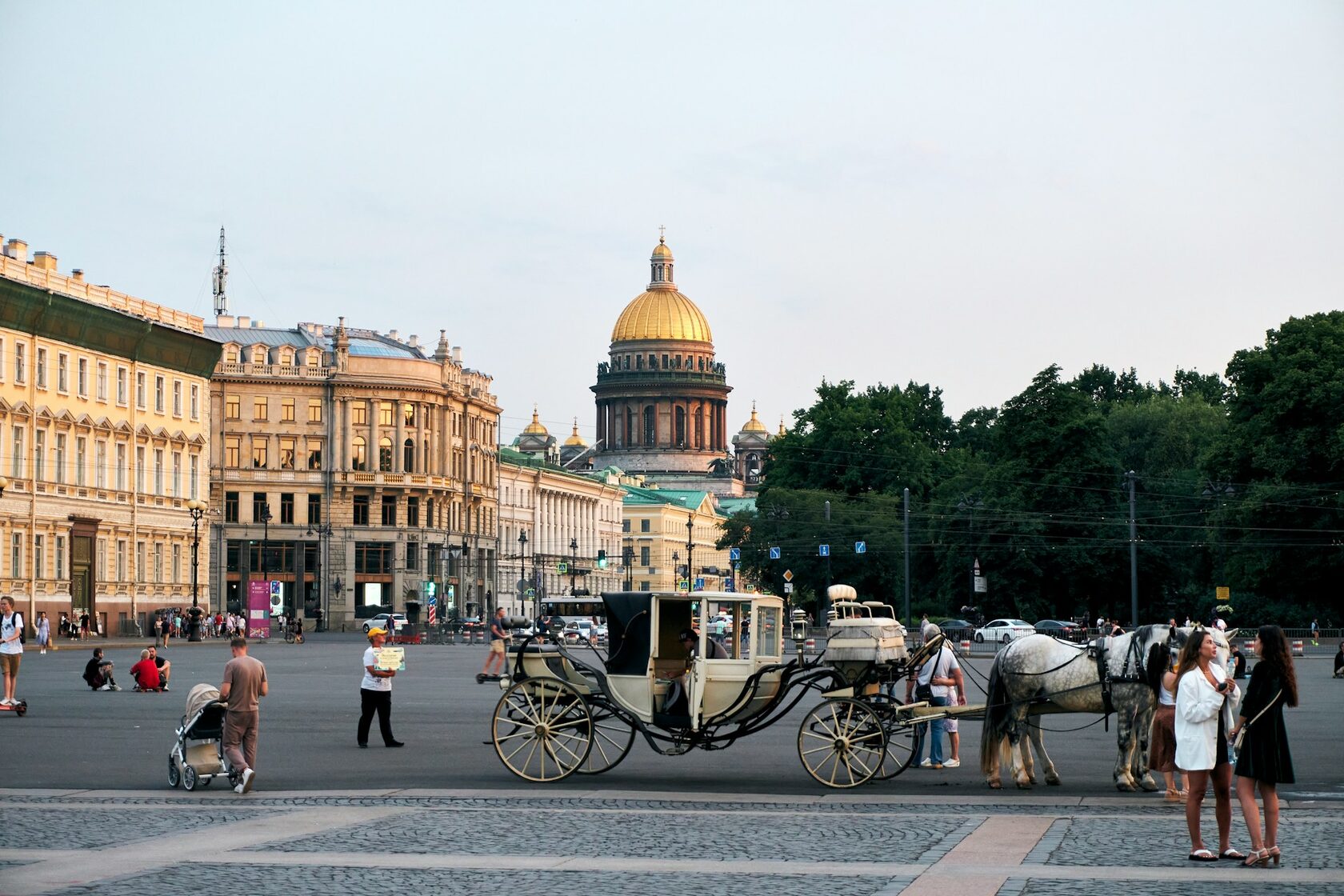Дворцовая площадь, Россия, Санкт-Петербург, ​Дворцовая площадь, 1