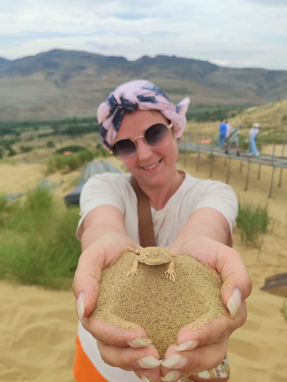 Песчаная гора Сарыкум — уникальный природный памятник Дагестана