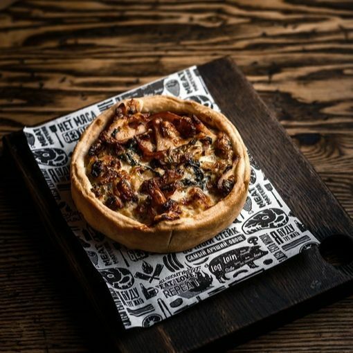 烟熏鸡肉西式馅饼