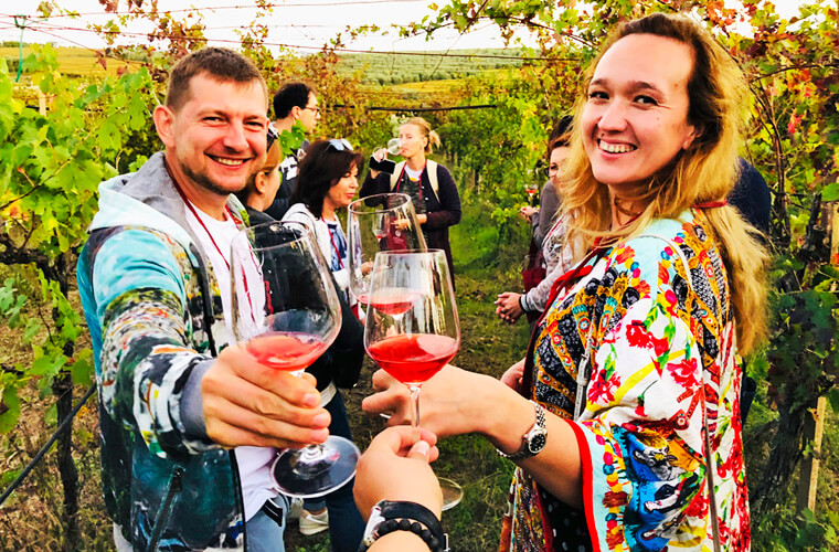 Зачем вам ехать с нами в винный тур