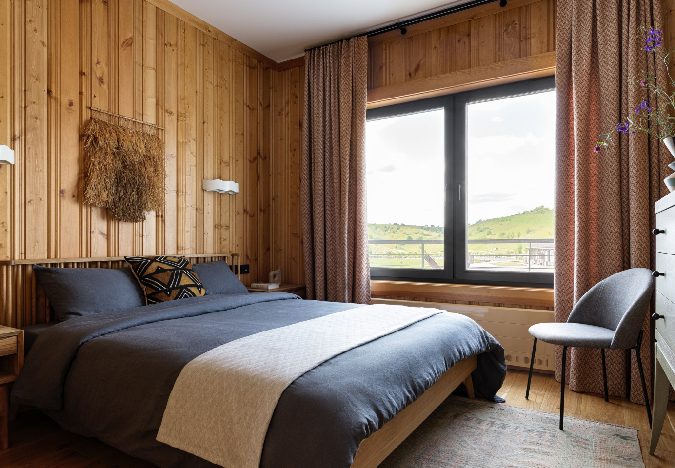 Проживание в парке Олений Золотой фазан