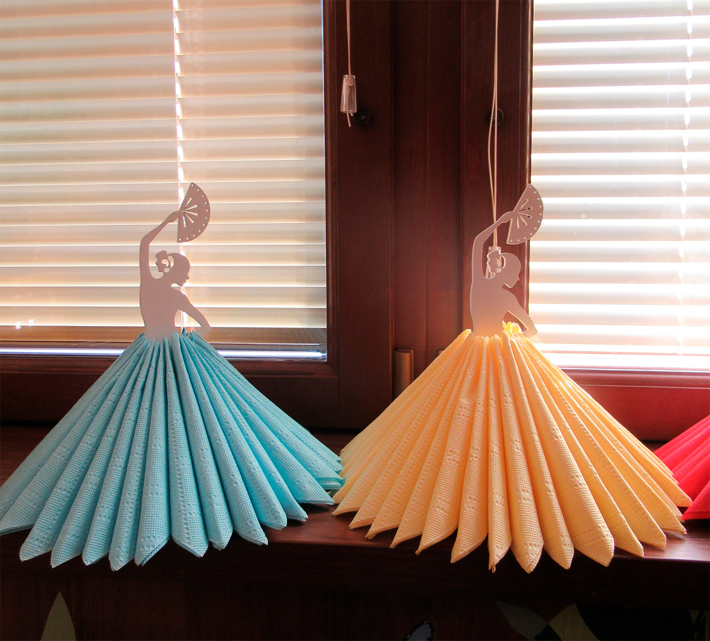 Салфетница из фанеры